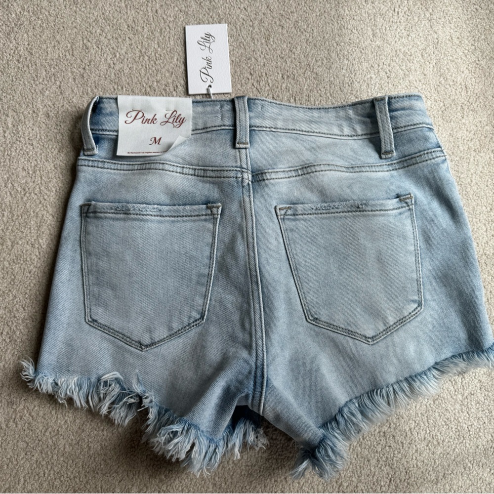 New! Pink Lily distressed denim shorts - Picture 3 of 3